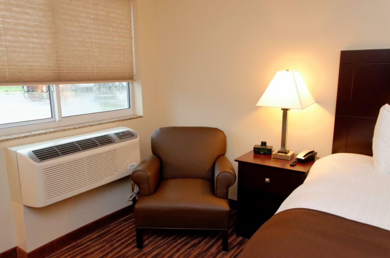 Cobblestone Inn & Suites Fort Madison Exterior photo