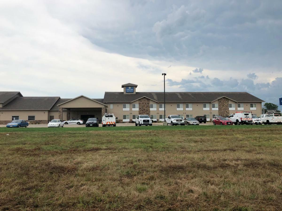 Cobblestone Inn & Suites Fort Madison Exterior photo